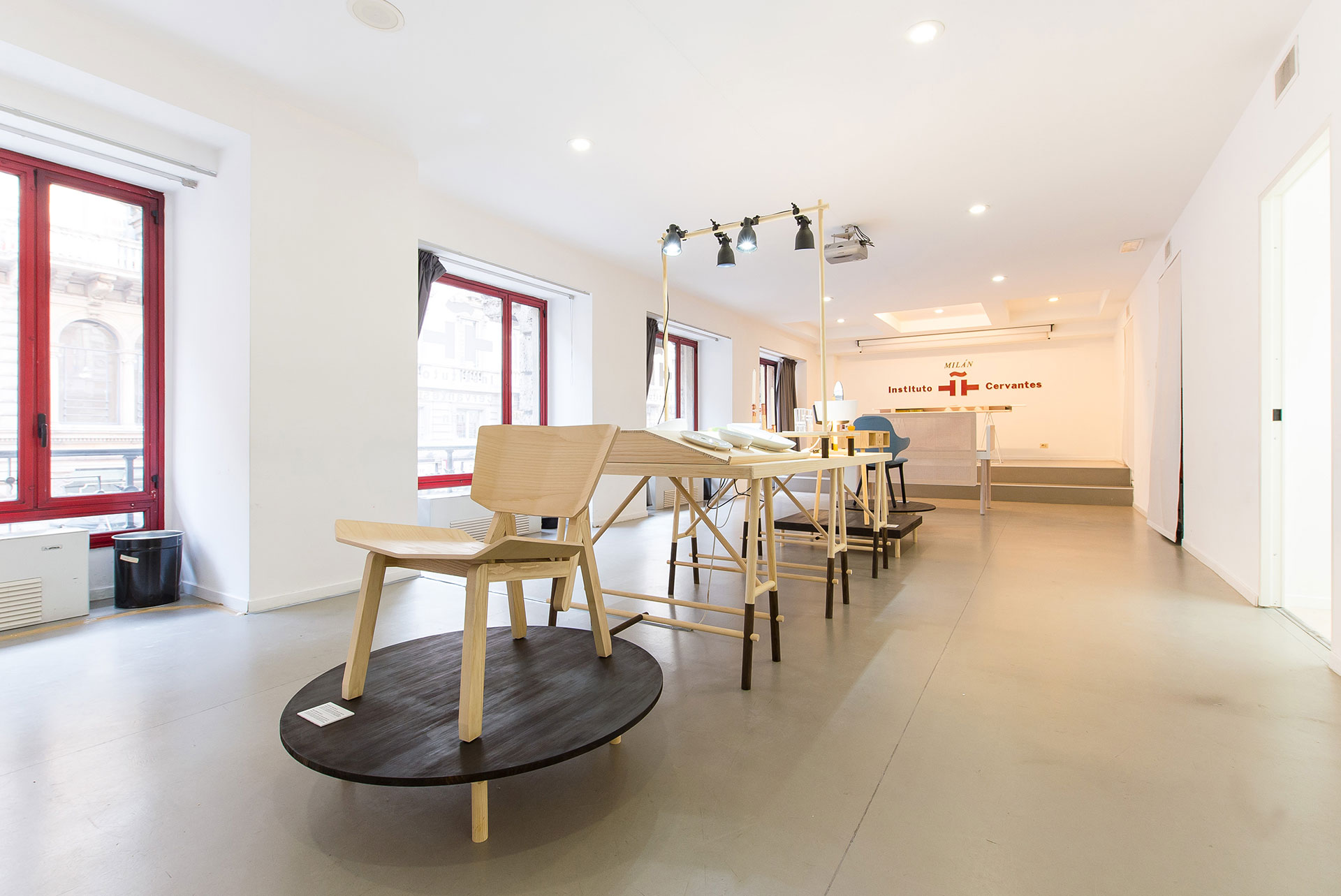 woodendot-madtastic-milan-design-week-2013-small-ka-lamp-02